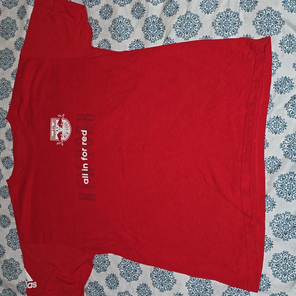 New York Red Bulls Tee Soccer T-Shirt Youth Large